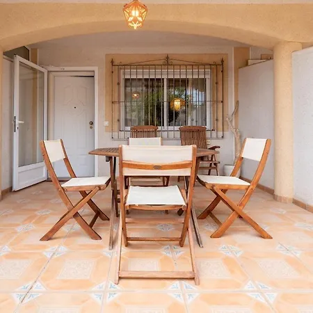 Adosado En La Playa De Apartamento
